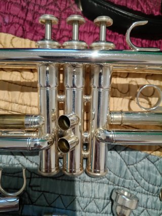 Trompeta Yamaha como nueva