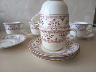 Magníficas Tazas y Platos Royal Crown
