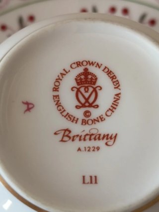 Magníficas Tazas y Platos Royal Crown
