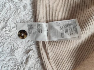 Camiseta manga larga canalé cuello pico