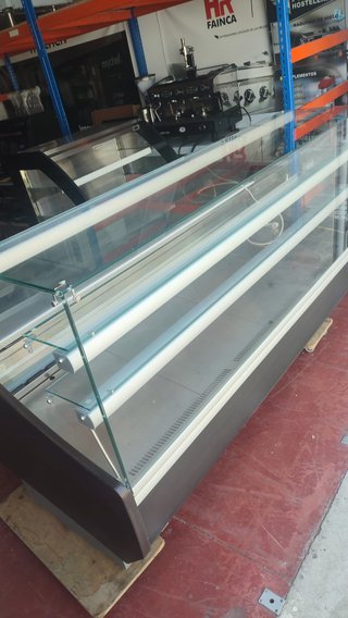 Vitrina Expositora Coreco 2m