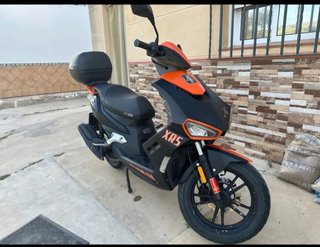 Moto MITT XRS 125 Naranja/Negra
