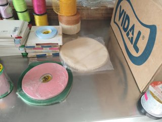 Cintas de muselina, cola de ratón y raso