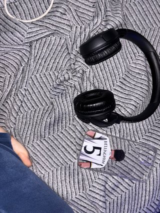 Funda iPhone Bellingham + Cascos JBL