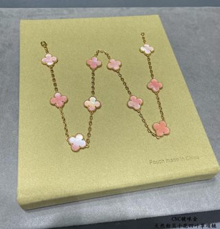 Collar de oro rosa y nácar rosa