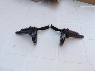 Pareja de manetas Freno Shimano XT M8000