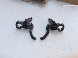 Pareja de manetas Freno Shimano XT M8000