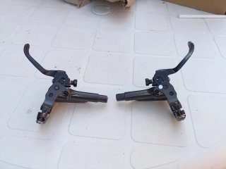 Pareja de manetas Freno Shimano XT M8000