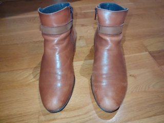 Botines de piel marrón