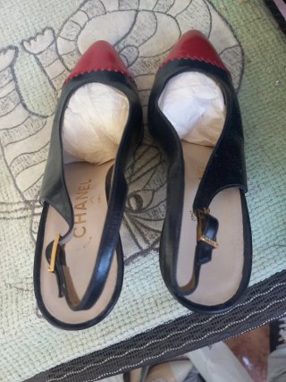 Chanel Zapatos Tacón Negro Rojo
