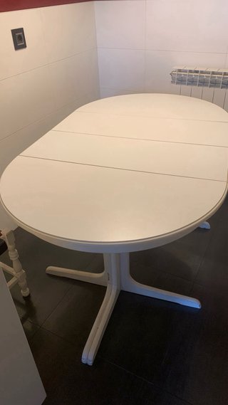 Mesa de cocina extensible blanca