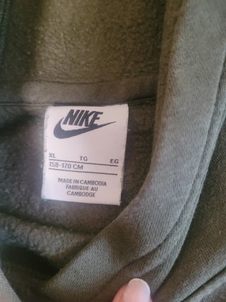 Sudadera Nike niña verde oliva