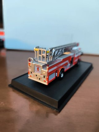 Modellino Camion Vigili del Fuoco Bohemia