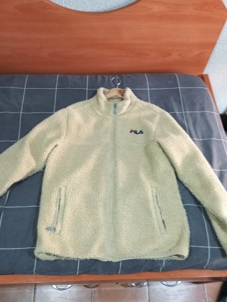 Chaqueta Fila Beige Borreguito