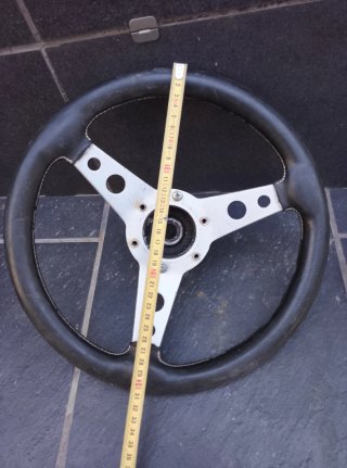Volante clásico carreras