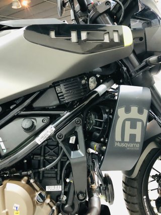 Husqvarna Svartpilen 401 2025