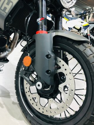 Husqvarna Svartpilen 401 2025
