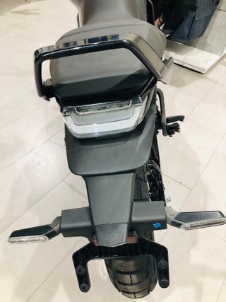 Husqvarna Svartpilen 401 2025