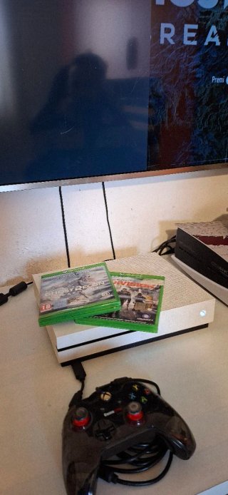 Xbox One S Bianca - Tasto accensione non funzionan