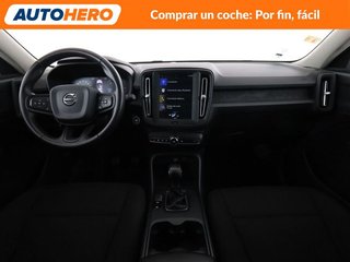 Volvo XC40 2.0 D3 Momentum Core 2WD