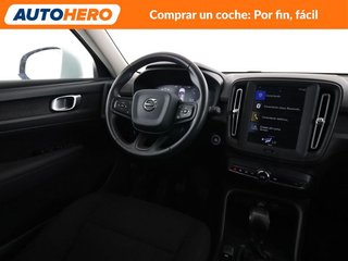Volvo XC40 2.0 D3 Momentum Core 2WD
