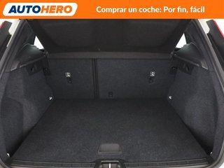 Volvo XC40 2.0 D3 Momentum Core 2WD