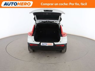 Volvo XC40 2.0 D3 Momentum Core 2WD