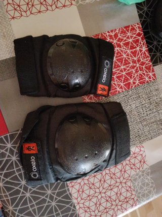 Rodilleras Oxelo Negras