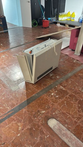 Radiador antiguo NO FUNCIONA, chatarra