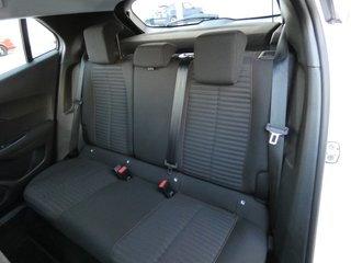 Peugeot 2008  2021
