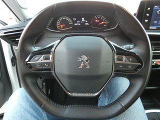 Peugeot 2008  2021