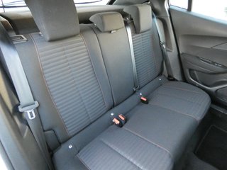 Peugeot 2008  2021