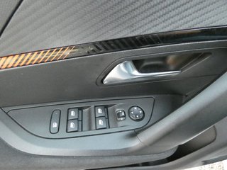Peugeot 2008  2021
