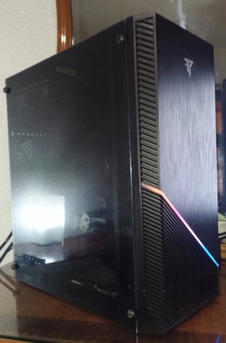 PC I7 9700, 16GB, RTX 3050 8GB.