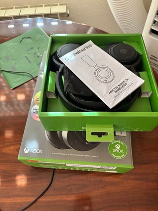SteelSeries Arctis Nova 7X Wireless Xbox