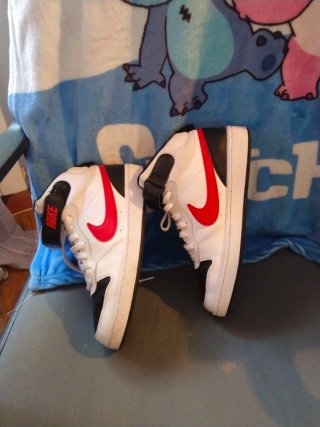 Zapatillas Nike Media Bota Blancas y Rojas