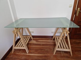 Mesa escritorio Ikea cristal madera