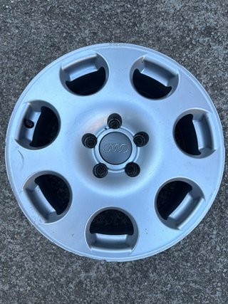 LLANTAS AUDI ORIGINALES 16” ET42 7JX16H2