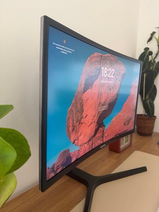 Monitor Samsung Curvo 24' C24fg73fqu