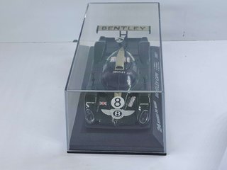 Bentley EXP8 24h LeMans 2001 1:43 IXO
