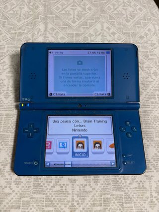 Nintendo DSi XL Azul
