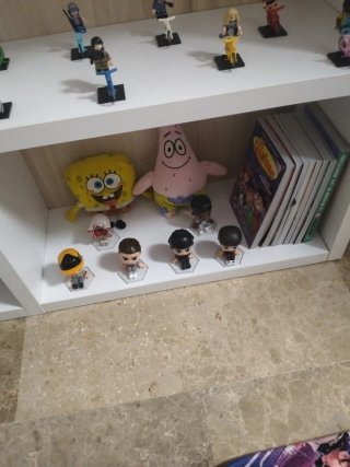 Figuras de colección variadas