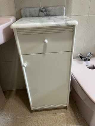 Mueble de baño mármol y madera