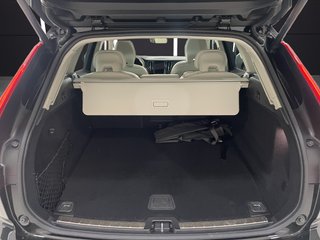 XC60 2.0 T6 AWD Recharge Plus Dark Auto