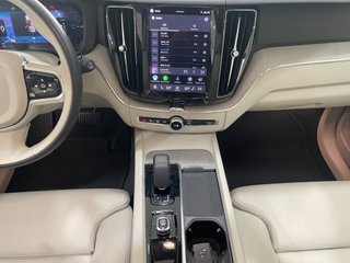 XC60 2.0 T6 AWD Recharge Plus Dark Auto