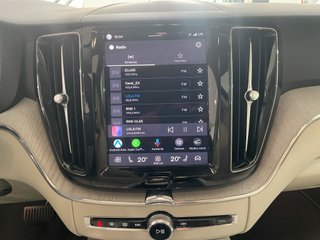 XC60 2.0 T6 AWD Recharge Plus Dark Auto