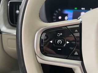 XC60 2.0 T6 AWD Recharge Plus Dark Auto