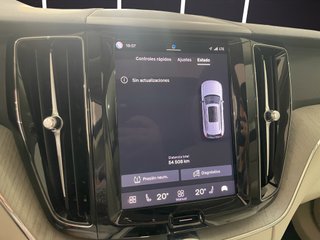 XC60 2.0 T6 AWD Recharge Plus Dark Auto
