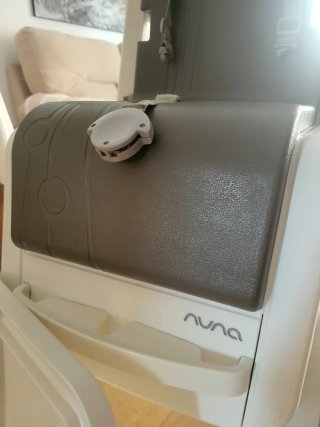 Trona Nuna evolutiva blanco y café