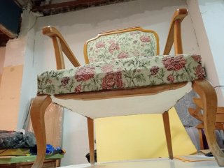 Sillón vintage floral para restaurar